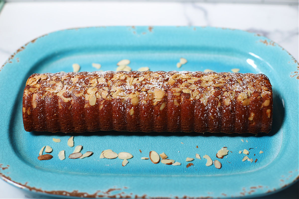 https://kellystilwell.com/wp-content/uploads/2023/06/Swedish-almond-cake-6.jpg