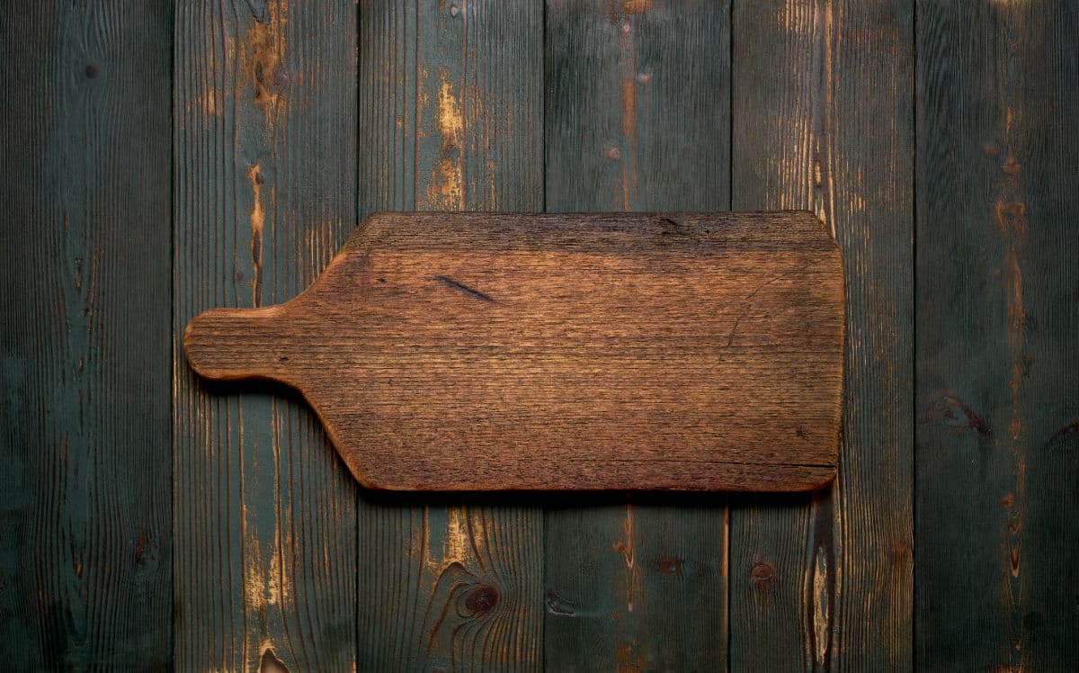 Wood cutting board.