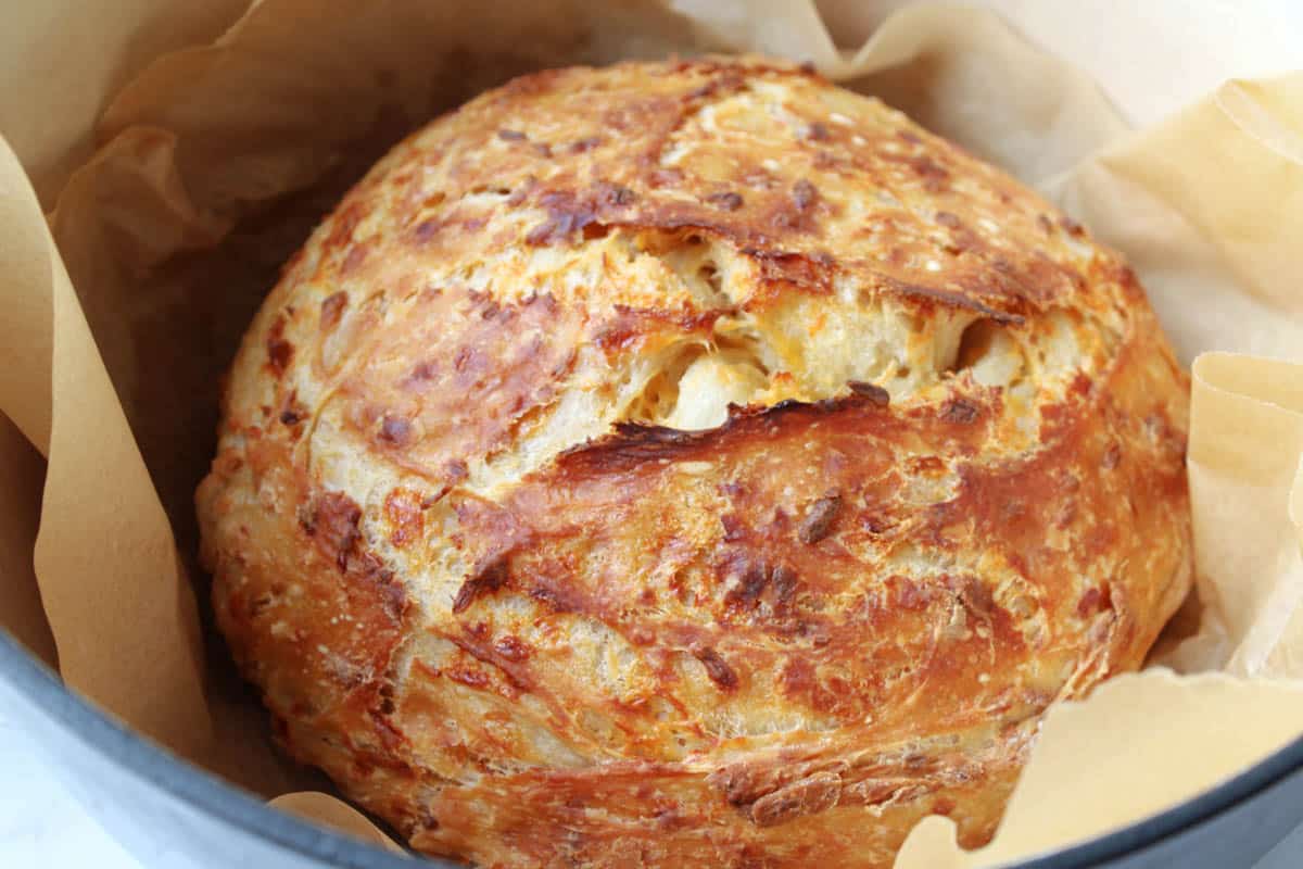 Dutch Oven Bread with Cheddar and Everything Bagel Seasoning