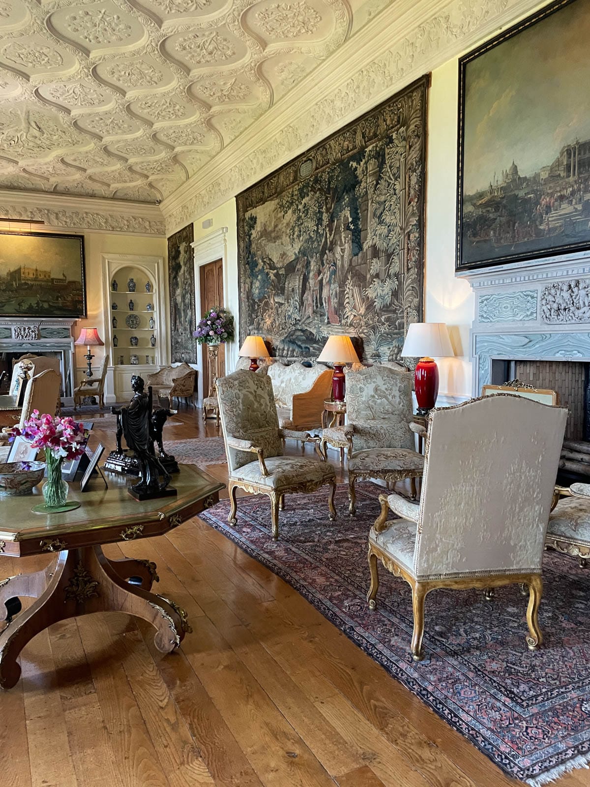 Living room of a castle.