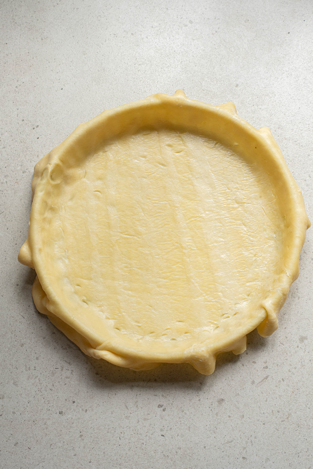 Pie crust in pie pan.