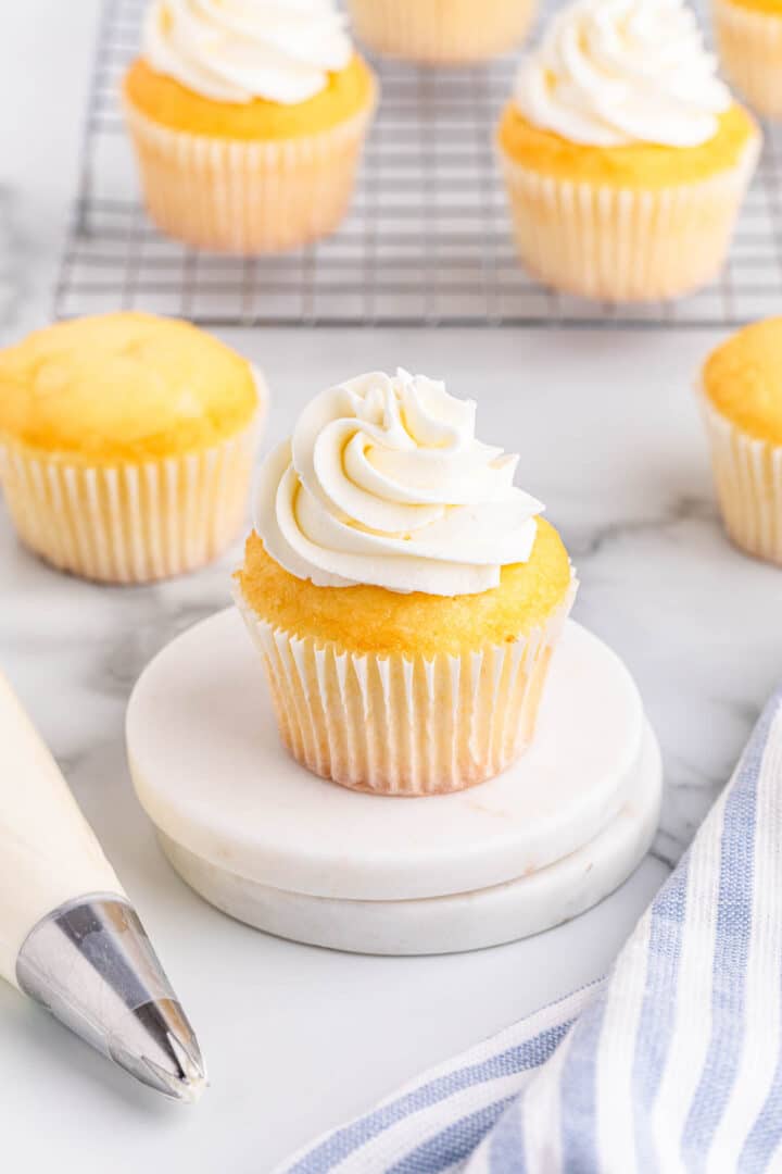 TOPPING CREAM VS WHIPPING CREAM visual data 8