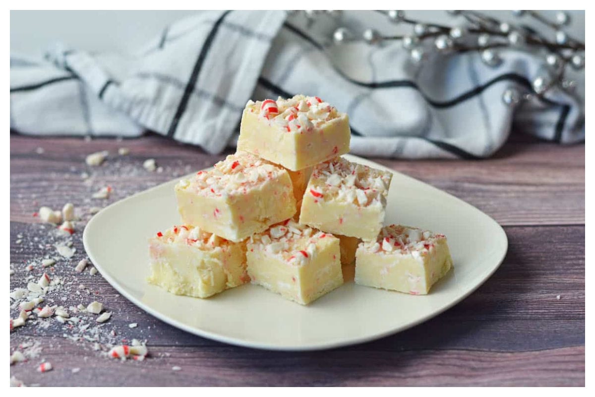 White chocolate fudge with peppermint candy.