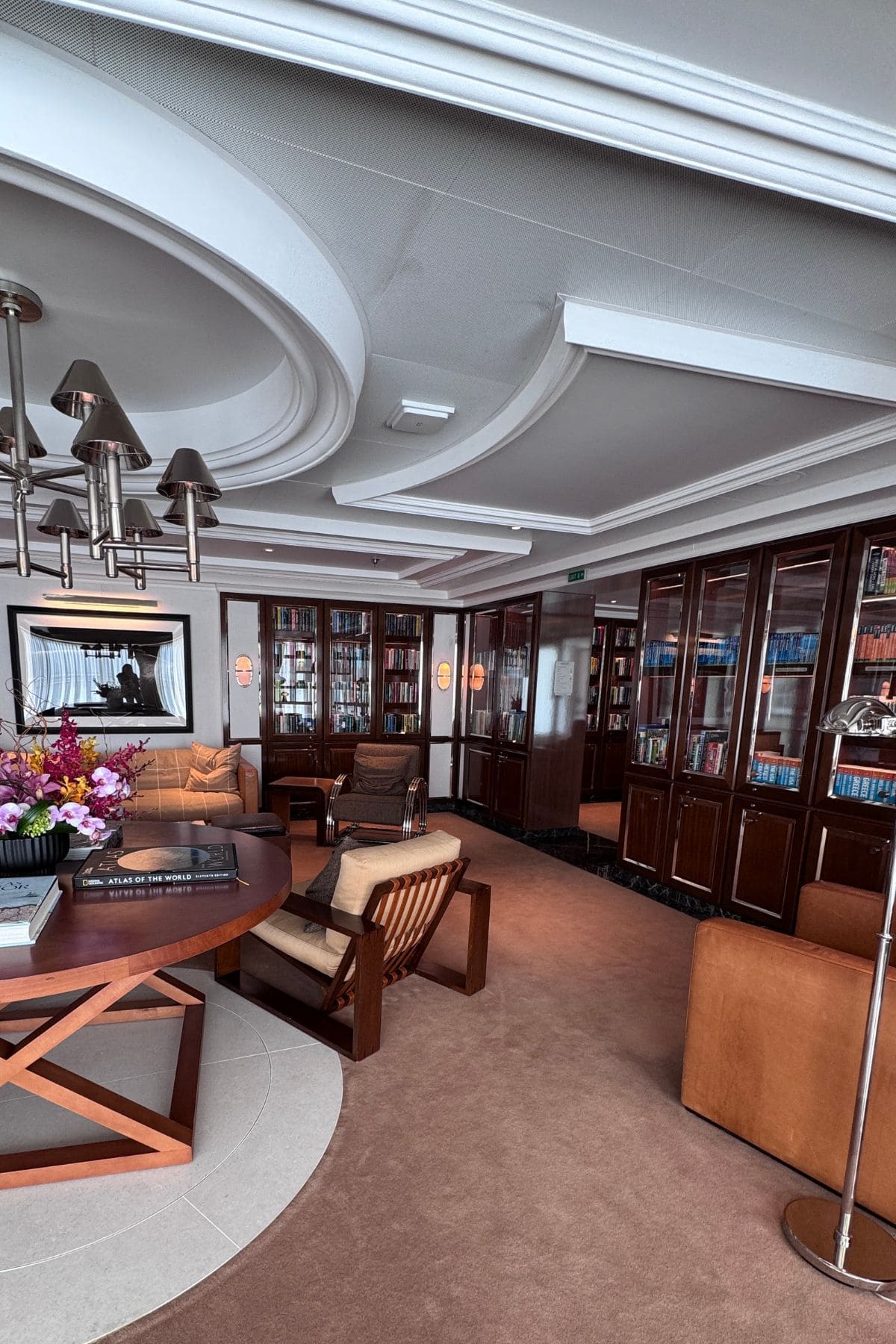 Library on the Oceania Vista cruise ship.